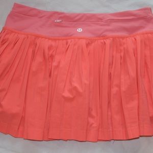 Salmon Lululemon tennis skirt!!! Size 6